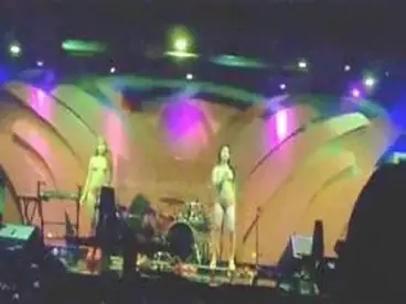 Dokumentasi Vita Noni Cantik Bersantai Kasur