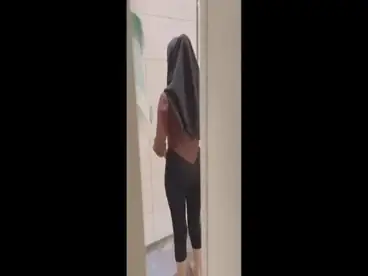 Ukhti Hijab Cantik Pasrah Goyang Kasur Crot
