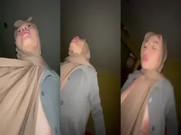 Ukhti Hijab Cantik Pasrah Goyang Kasur Pacar